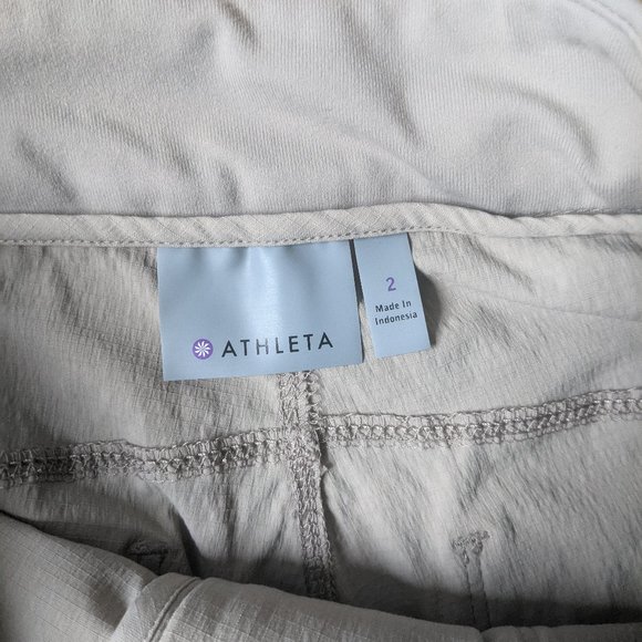 Athleta | Trekkie Bermuda Hiking Shorts Size 2 - Picture 3 of 8